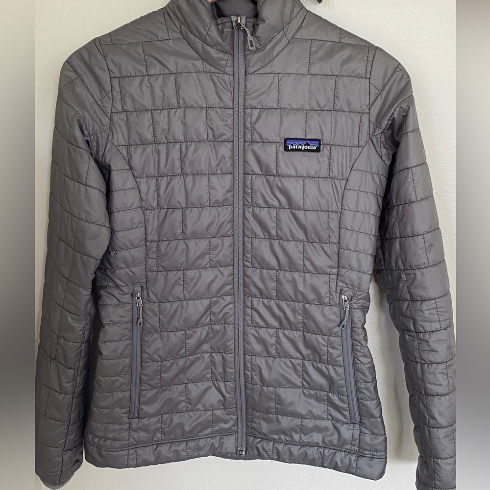 Patagonia nano puff jacket